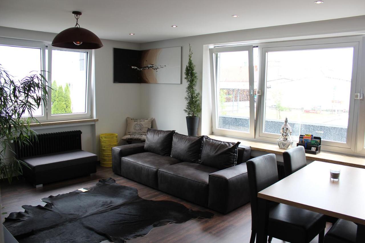 Apartment Apartments- Stilvolles 95 Qm Mit Balkon Und Parkplatz *